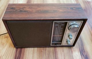 1969 Vintage Realistic MTA - 11 AM FM radio Model 12 - 690 4