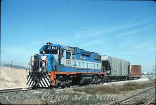Slide - Fnm Mexico Gp38 - 2 903 (ex - Chp) & Train At Los Mochis,  Sin.