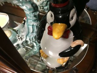 Penguin Ceramic And Knick Knack And Cookie Jars