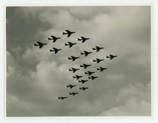 Photograph Of Black Arrows 22 Hawker Hunter Formation Farnborough 1958 - 111 Sqn