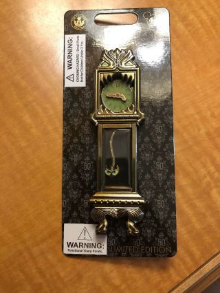 Disneyland Haunted Mansion 50th Anniversary Clock Pin Le 2000