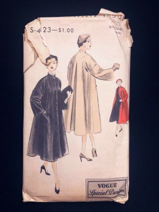 1950s Vintage Vogue Special Design Sewing Pattern S - 4123 Women 