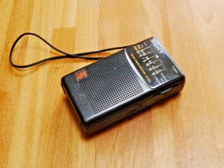 Vintage Sony Japan Pocket Am/fm Radio Icf - S14
