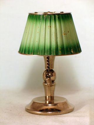 A green figural lamp table lighter Made in Occupied Japan (MIOJ) 3