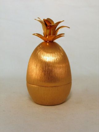 Gold Toned Evans Pineapple Table Lighter With The Fancy Top Leaves - Nos