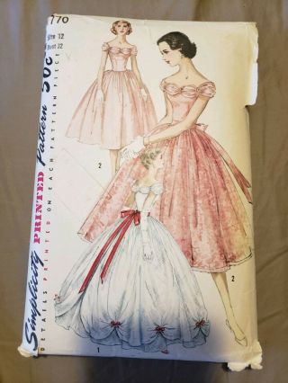 Vintage Simplicity Sewing Pattern Full Dress 12/32 Gown Prom Bridal 50s 1950s