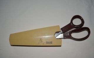 Wilkinson Sword Vintage Scissors & Sharpener