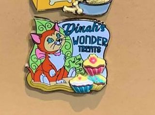 Disney Wdw Fairy Tails Pet Treats Dinah Alice In Wonderland Le 250 Pin Pre - Order