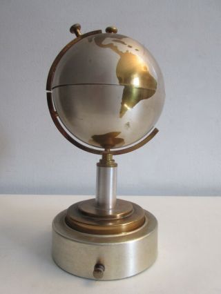 Vintage Mid - Century Modern Metal Gold Toned Globe Pop - Up Cigarette Holder