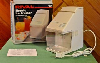 Vintage Rival Electric Ice Crusher White Model 840 Removable Ice Cup