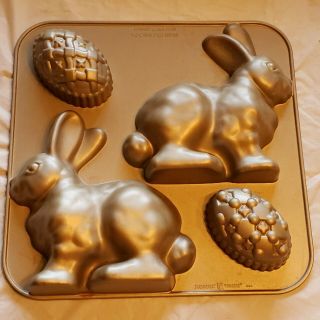 Nordic Ware Heavy Weight Bunny & Easter Egg Cake Mold Pan - 9.  5 Cups