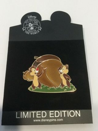 Chip And Dale Acorn Discovering Nut Le 100 Pin Disneyshopping.  Com Store Disney