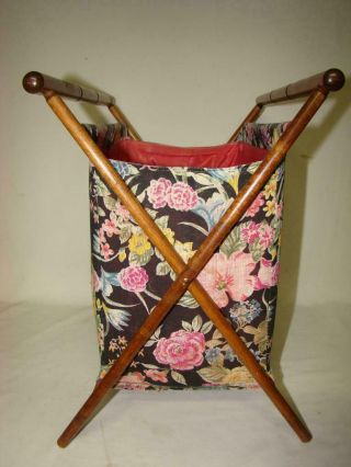 Vintage Folding Sewing Knitting Crochet Yarn Fabric Bag Wood Frame Stand 2