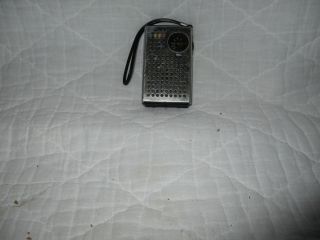 Vintage Sony Solid State Transistor Radio from Japan parts Radio 3