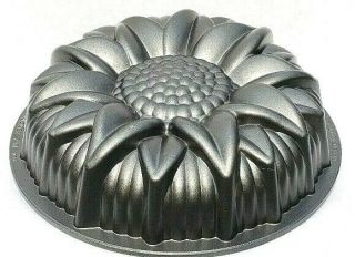 Nordic Ware Sunflower Bundt Cake Pan Mold 10 Cups Usa Floral Cast Aluminum