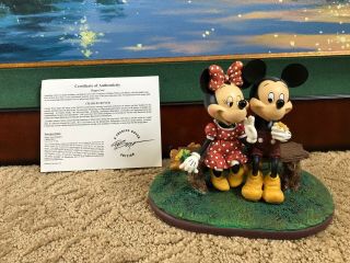 Disney Puppy Love Mickey Mouse & Minnie Mouse Pluto Figurine Charles Boyer Coll.