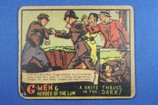 1936 Gum G - Men & Heroes Of The Law - 24 A Knife Thrust In Dark -.