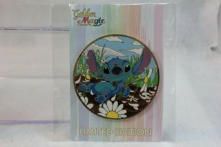 Disney Hot Art Acme Pin Le 300 Golden Magic Series Stitch With Dasies Bouquet