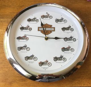 2002 Harley Davidson Motorcycle Wall Clock With Realistic Motorcycle Sounds