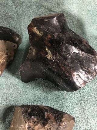 16 lbs.  of Obsidian rough cutting/knapping stock. 4