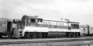 B&w Negative Auto - Train Railroad Diesel Loco 4004 Sanford,  Fl