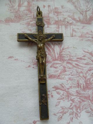Divine Antique French Crucifix - Skull & Crossbones