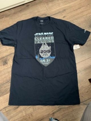 Opening Day Disneyland Star Wars Galaxy Edge Limited Ed Ap T - Shirt Size Adult L.