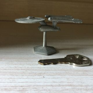 Vintage Rawcliffe Star Trek Pewter Rf786 Uss Enterprise Ncc - 1701