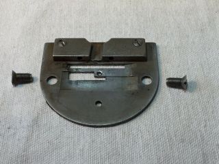 1935 Singer Featherweight 221 Needle Throat Plate • Vintage Sewing Machine