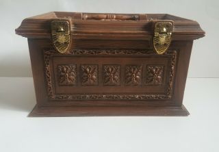 VINTAGE MAX KLEIN SC - 1280 PLASTIC CARVED WOOD LOOK SEWING KIT CHEST BOX & TRAY 3