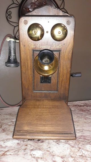 Vintage Guild Country Belle Antique Wall Phone Tube Radio