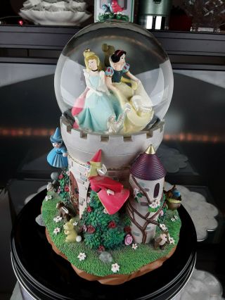 Snow White Aurora Cinderella Belle Princesses Fairies Snow Globe Music Box