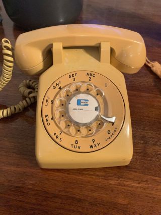 Vintage 1980’s Yellow Rotary Telephone Northern Telecom.