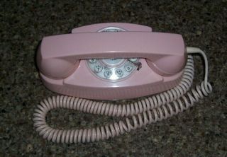 Crosley Cr59 Princess Desk Phone Push Button Technology Pink Corded (2004)
