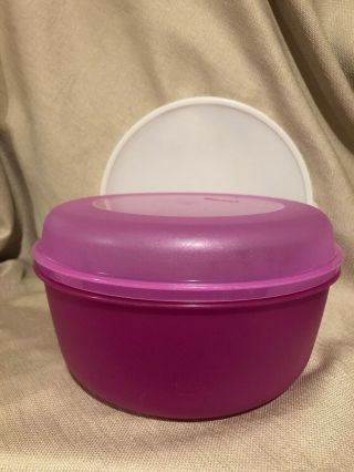 Tupperware Fuchsia 4 Qt Deluxe Modular Large Salad Bowl W/ Domed Cover & Seal