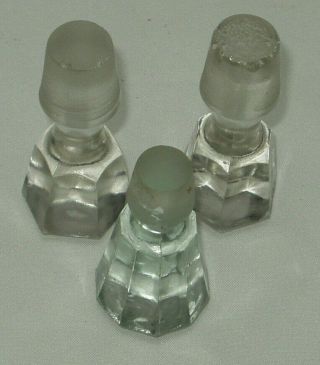 VINTAGE CLEAR GLASS DECANTER/PERFUME BOTTLE STOPPERS - SOLID GLASS - SET OF 3 2