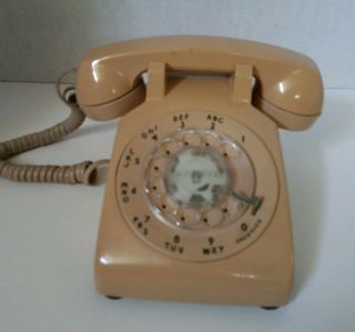 Vintage Western Electric At&t Rotary Dial Desk Telephone Model 500dm - Beige