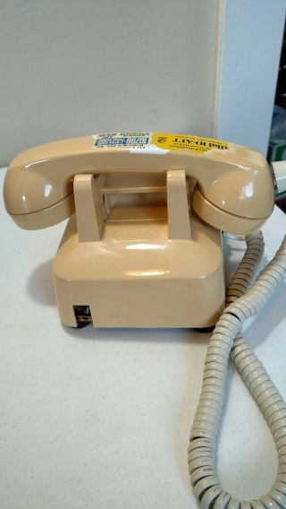 Vintage Beige Rotary Telephone 500DME Western Electric Bell System Desk Top T83 4