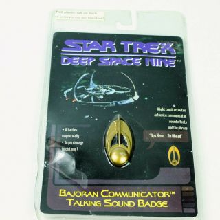 1996 Star Trek Deep Space Nine Bajoran Communicator Talking Sound Badge