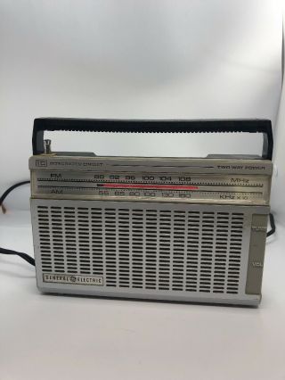 Ge General Electric Radio 7 - 2650a Fm - Am Integrated Circuit Two Way Power Vintage