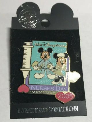 Walt Disney World Mickey And Minnie 2005 Nurses Day Pin - Limited Edition Of 2500