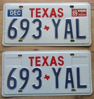 Texas 1989 License Plate Pair - Quality 693 - Yal