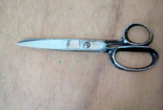 Vintage 6 " Crown Scissors Sewing Fabric Crafting Shears Metal Black Handle