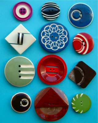 12 Vintage Art Deco 2 - Coloured Celluloid Buttons,  Bright Colours,  21mm To 39mm
