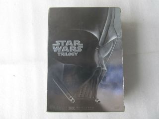 Barely Star wars trilogy dvd box set collectable 5