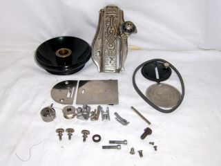 Vintage Singer 15 Sewing Machine Parts And Accessories.