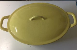 Descoware Yellow Enamel Ware Cast Iron 4 Qt.  Oval Dutch Oven W/lid