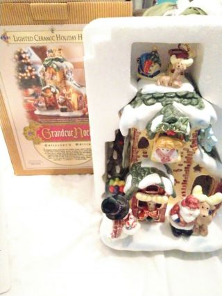 Grandeur Noel 2002 Santa Claus Lighted Ceramic Holiday House Snowman Vtg Xmas