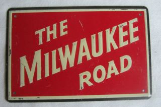 1 Vintage Metal Post Cereal The Milwaukee Road Railroad Emblem Sign V Good Cond.