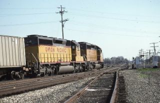 Union Pacific Railroad Locomotives Train Stockton Yard Ca Photo Slide